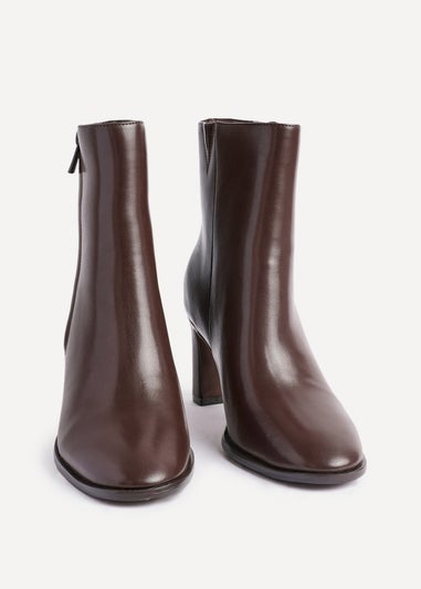 Linzi Jonas Brown Faux Leather Block Heel Ankle Boot