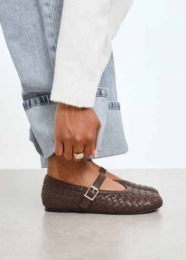 Linzi Daily Brown Faux Leather Woven Mary Jane Pump