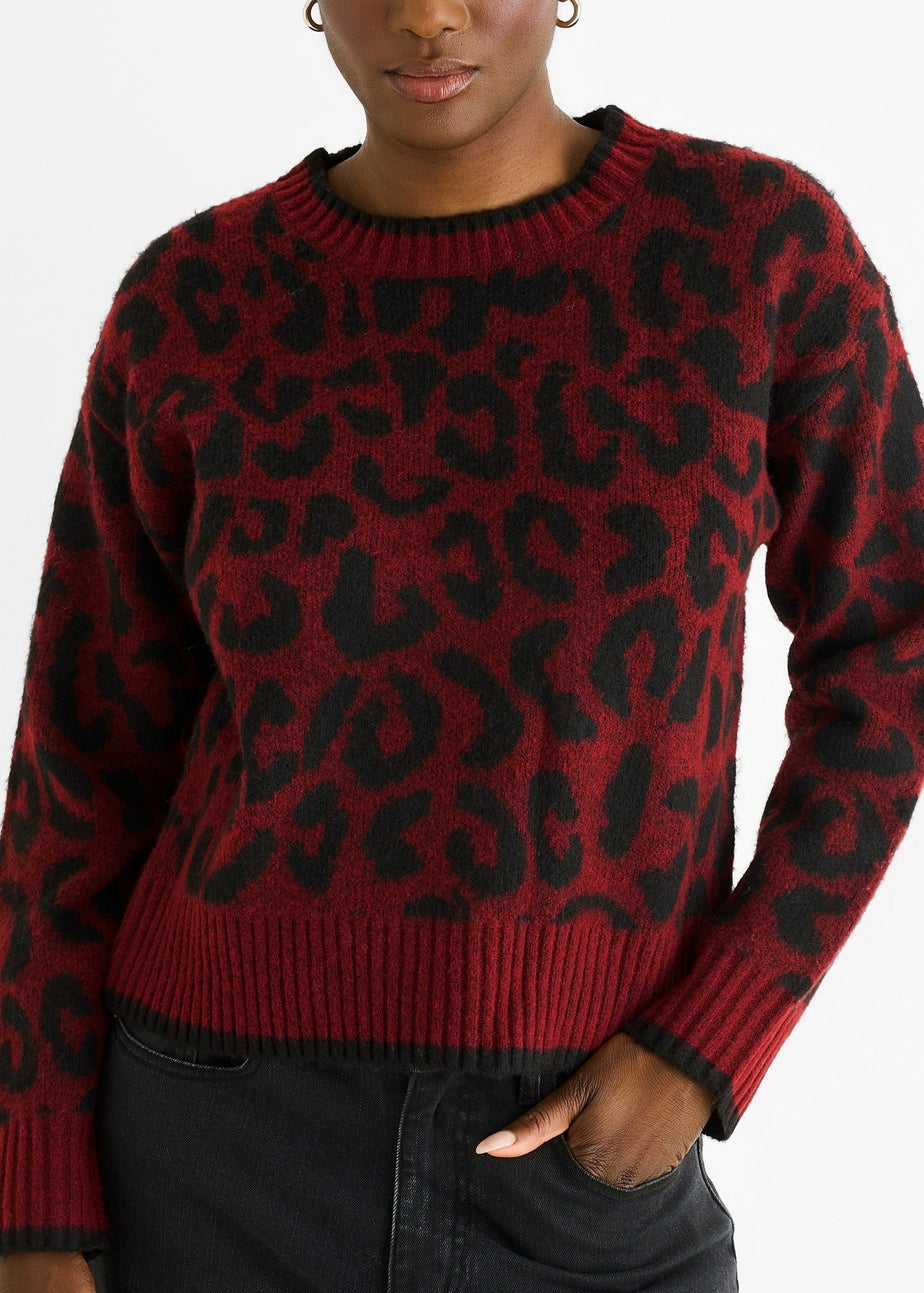 Gini London Burgundy Contrast Piping Animal Knit Jumper