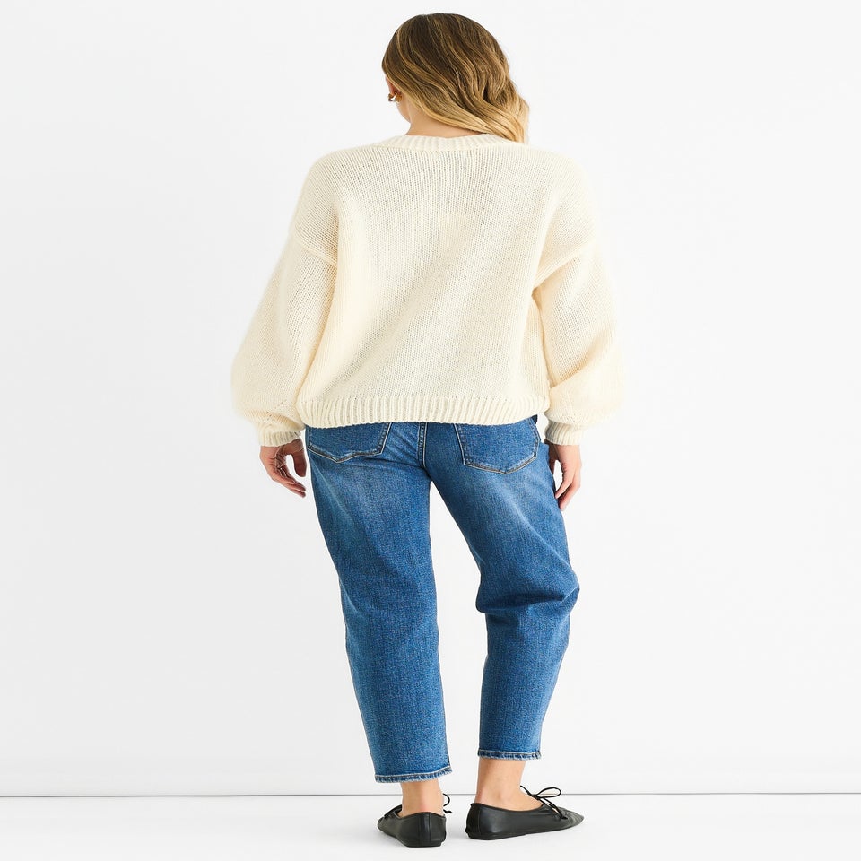 Gini London Cream 3D Contrast Teddy Crochet Cardigan