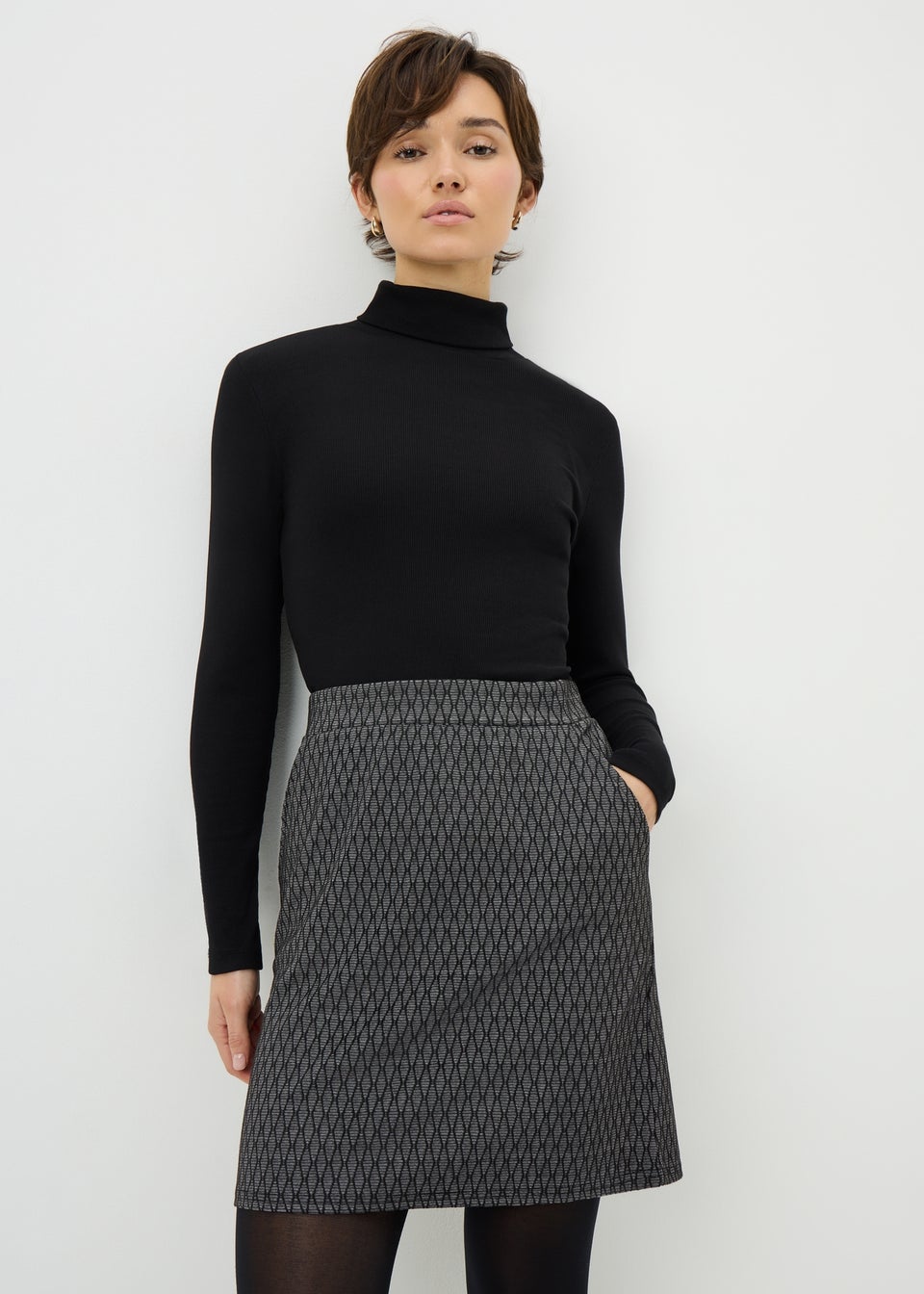 Black Geometric Mini Skirt