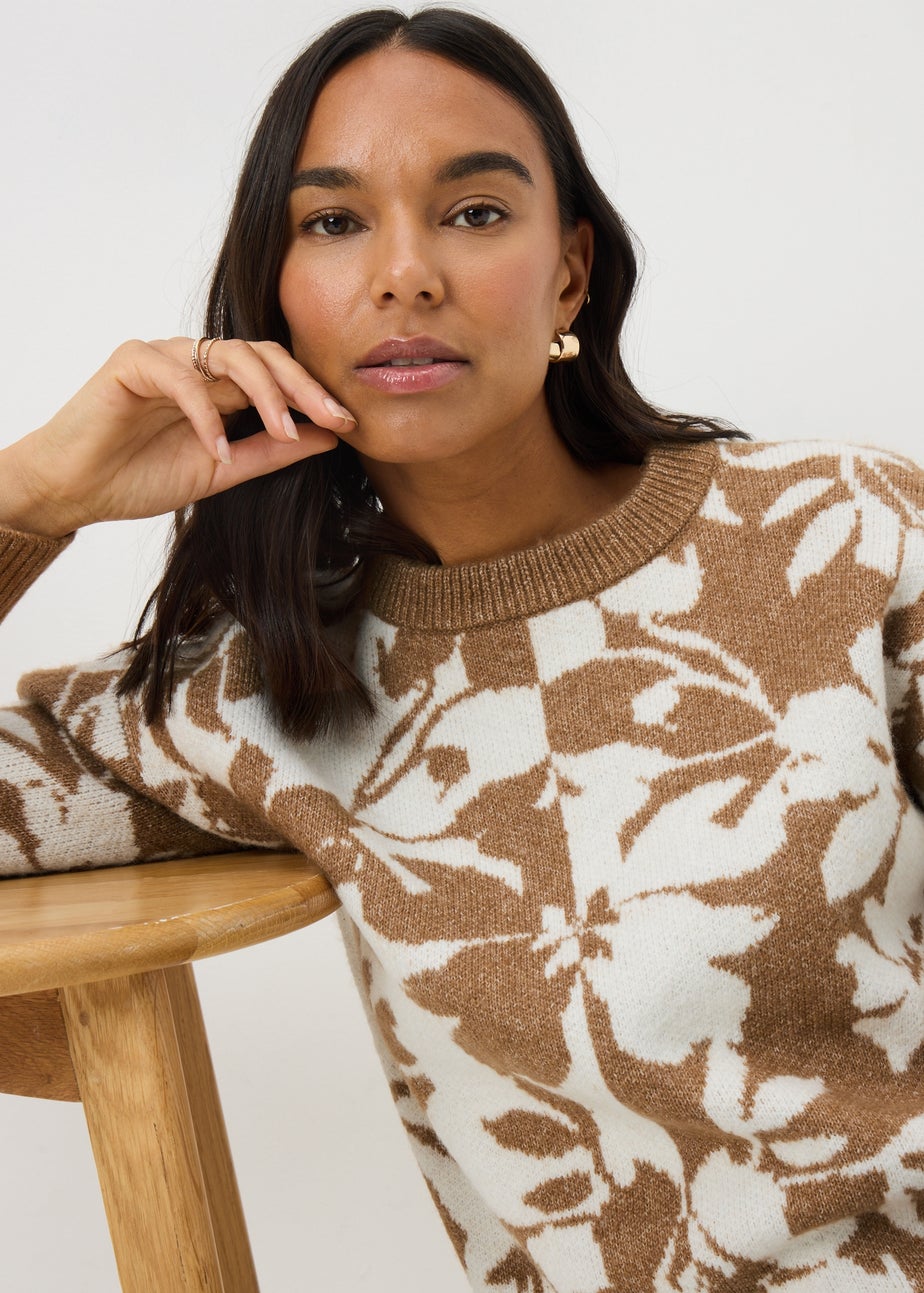 Beige Floral Jacquard Jumper