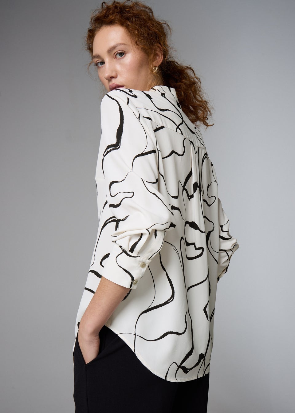 Et Vous White Wiggle Longline Shirt