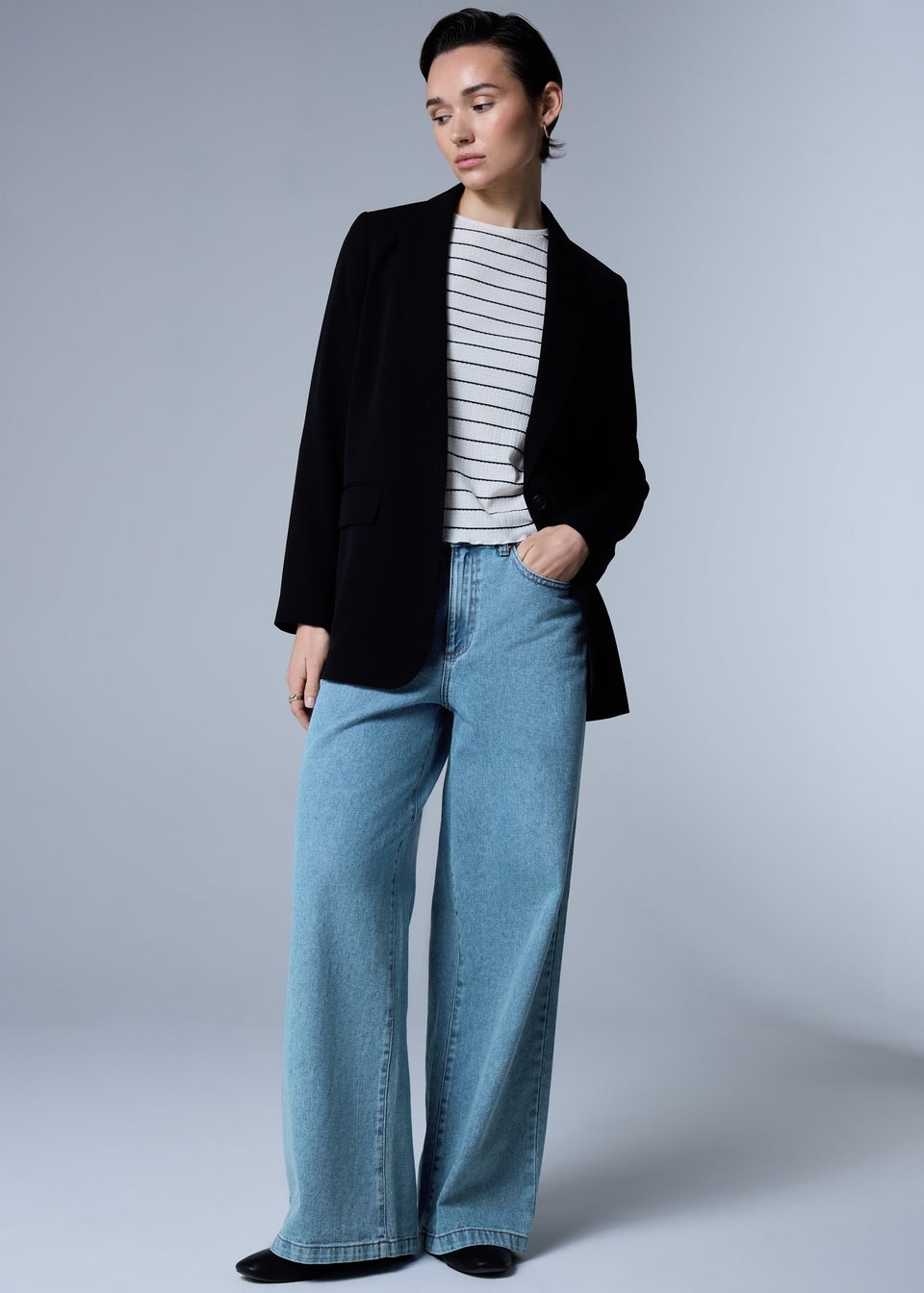 Lightwash Wide Leg Jeans