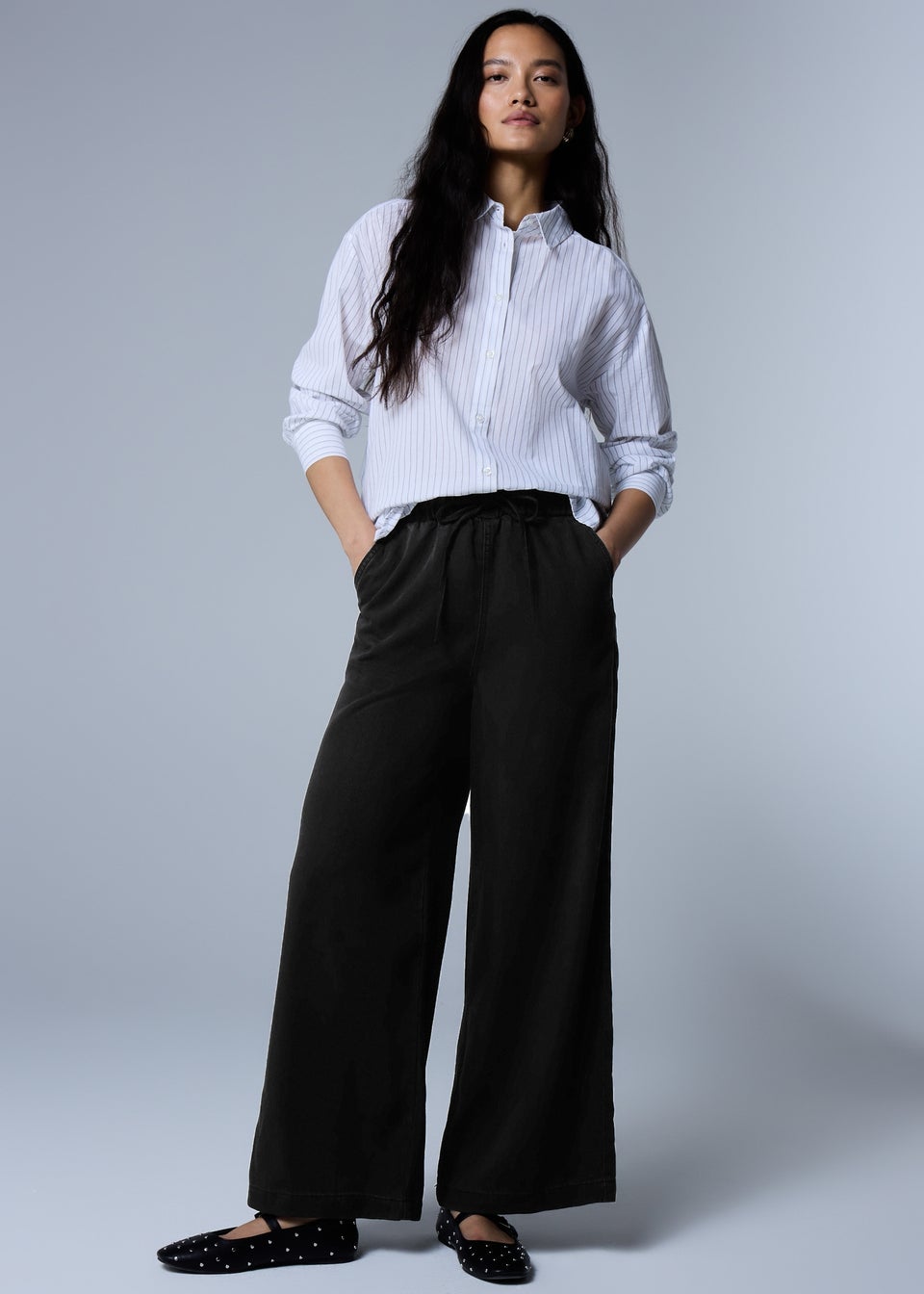 Black Comfort Fit Wide Leg Jeans