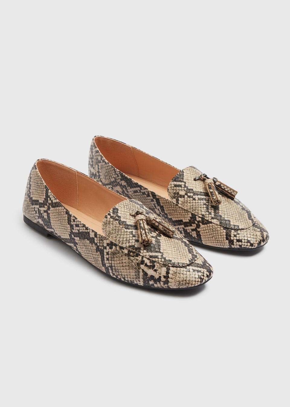 Snake Print Tassel Flat Shoes
