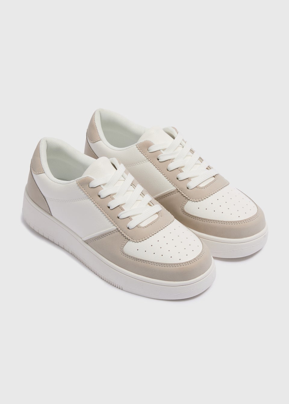 Nude Court Trainers