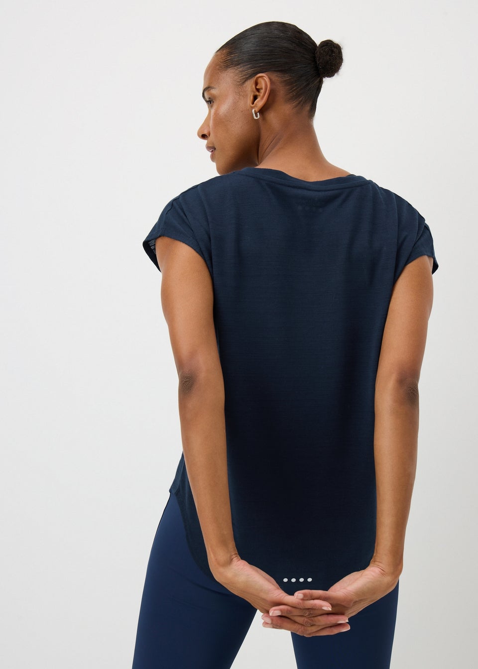 Souluxe Navy V-Neck T-Shirt