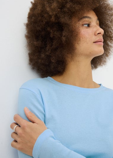 Light Blue Fitted Long Sleeve T-Shirt