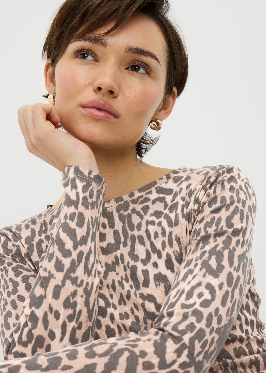 Brown Leopard Fitted Long Sleeve Top
