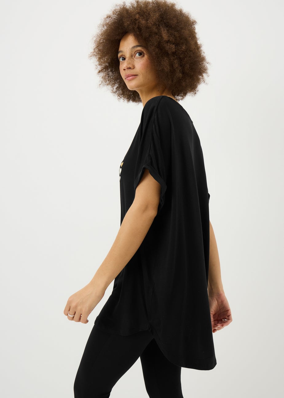 Black Heart Longline T-Shirt