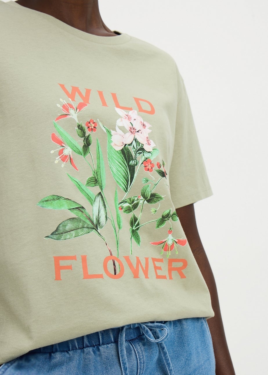 Green Wild Flower Graphic T-Shirt
