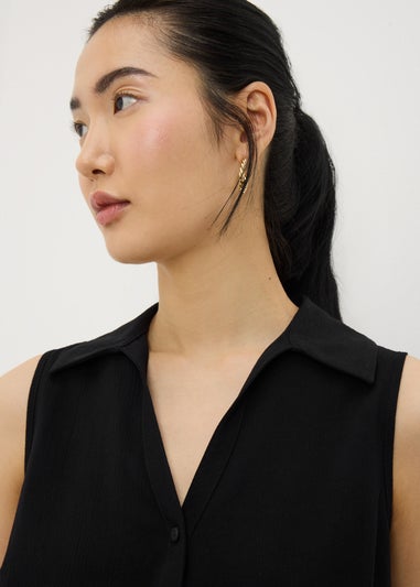 Black Sleeveless Clipper Shirt