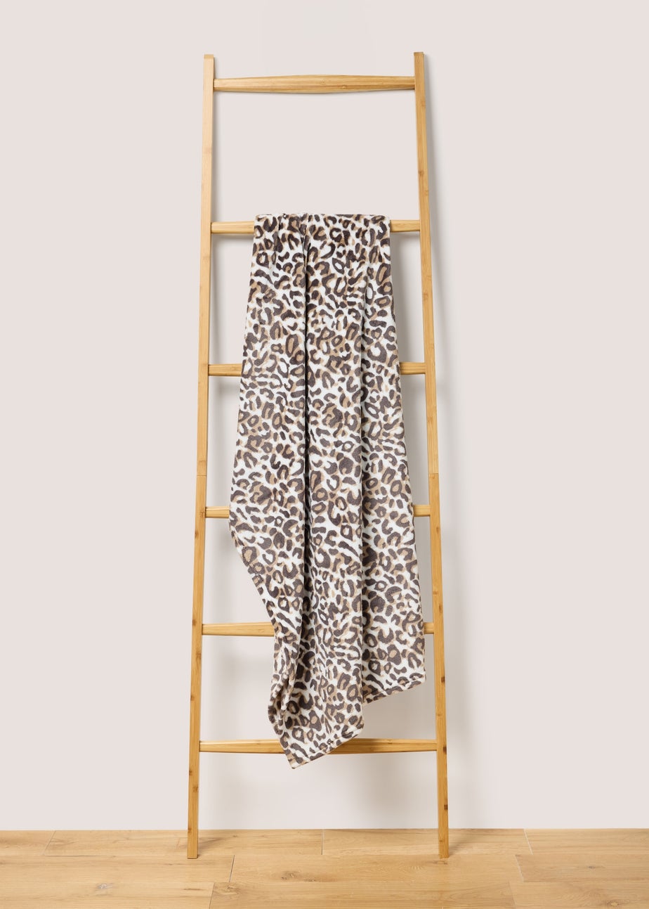 Leopard Throw
