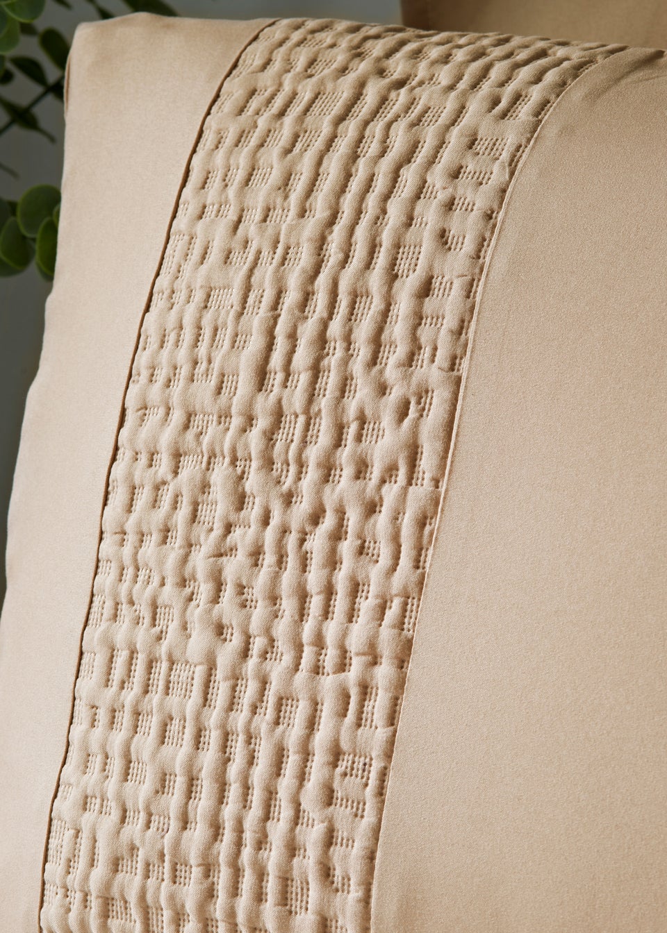 Beige Geo Pinsonic Duvet Set