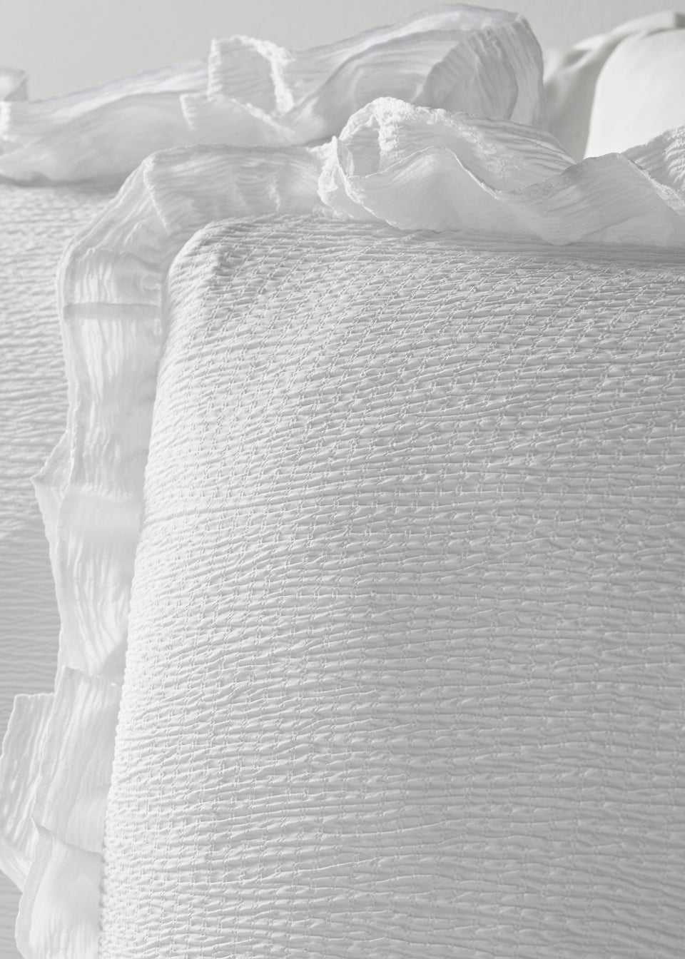 White Frill Textured Duvet Set