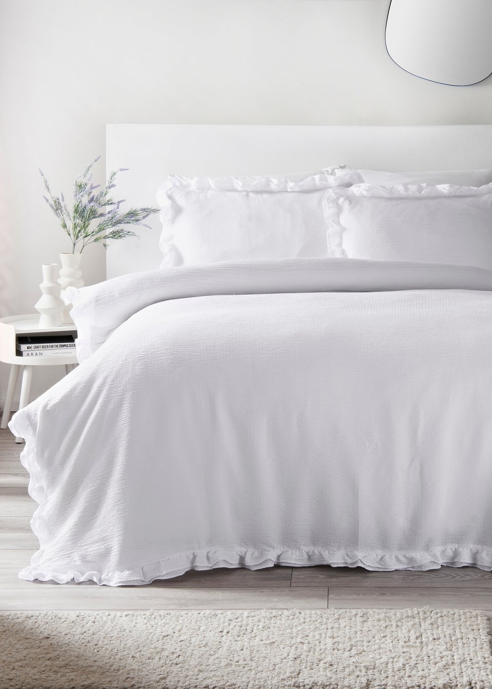 White Frill Textured Duvet Set