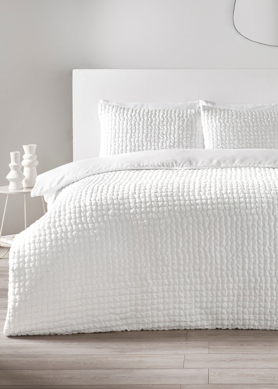 White Seersucker Duvet Set