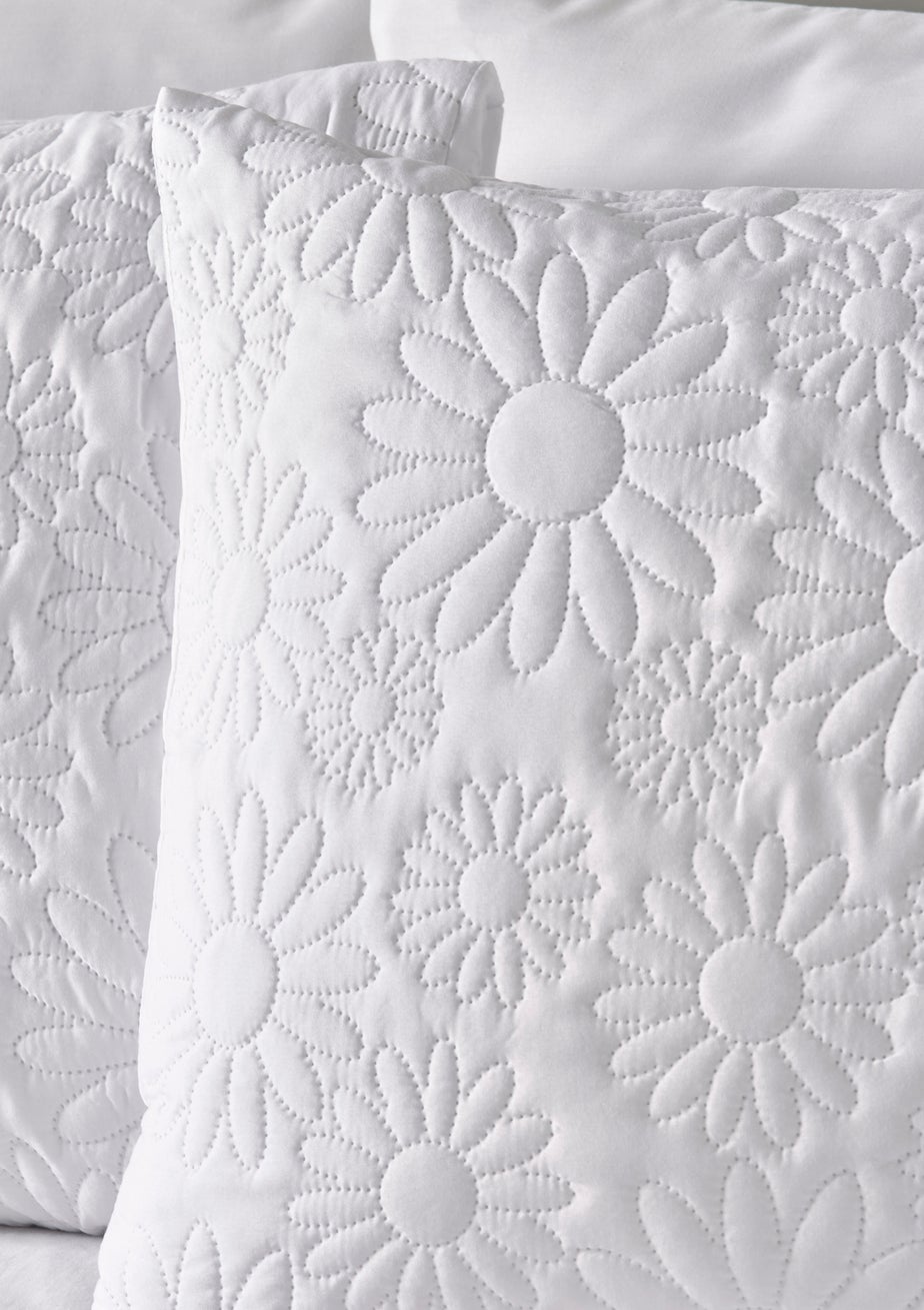 White Flower Quilted Duvet Set