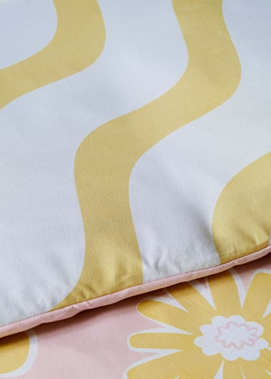 Pink Daisy Duvet Set