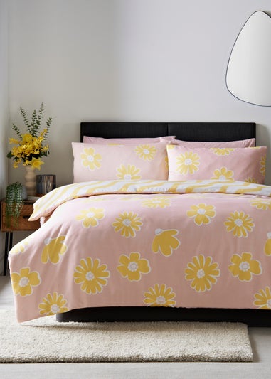 Pink Daisy Duvet Set