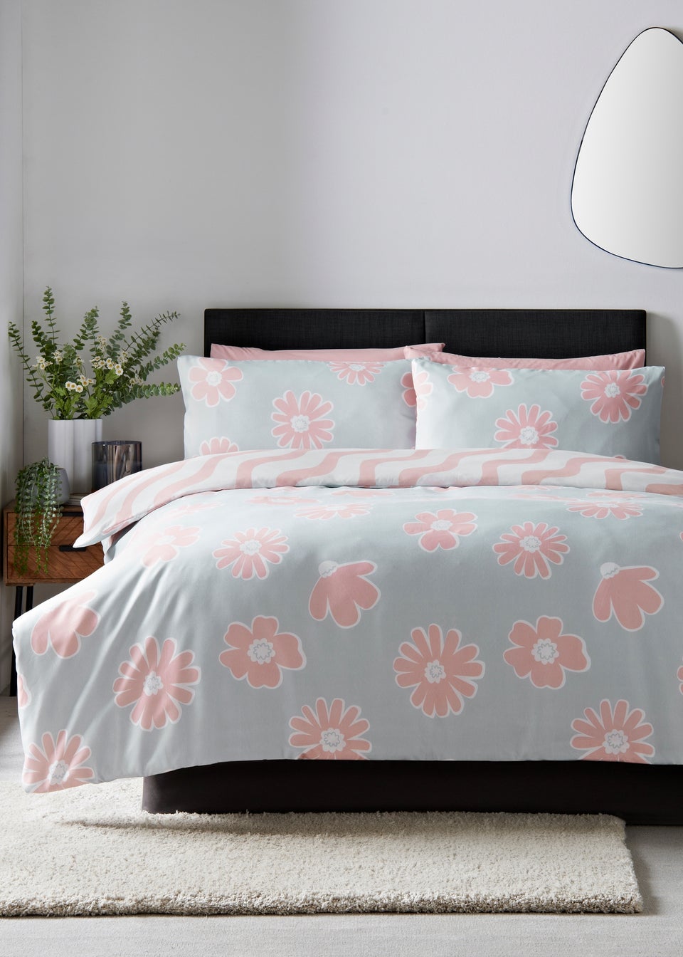 Blue Daisy Duvet Set