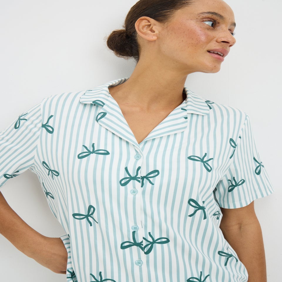 Green Stripe Bow Traditional Pyjama Set