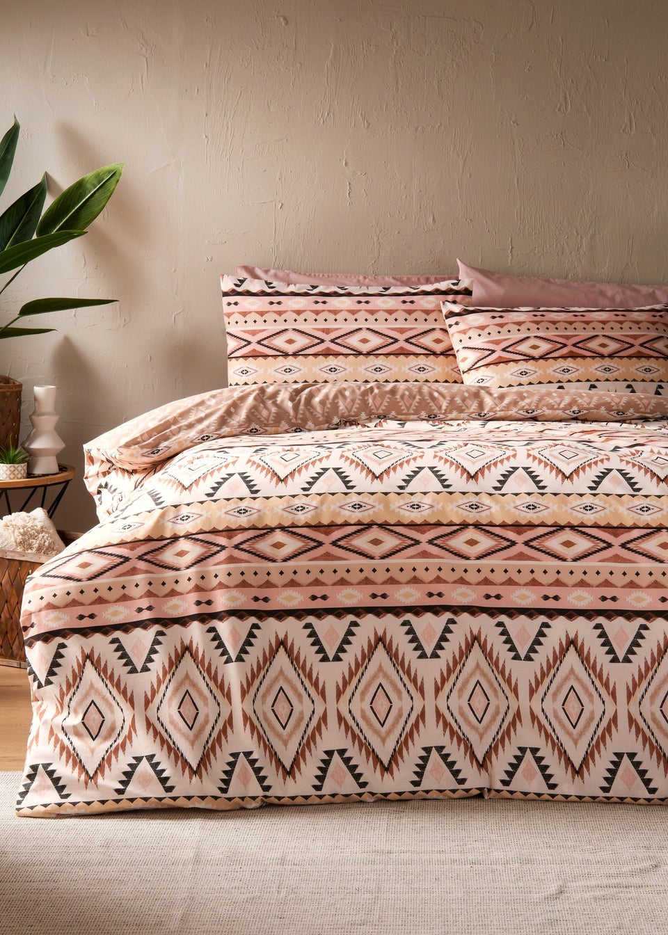 Pink Aztec Duvet Set