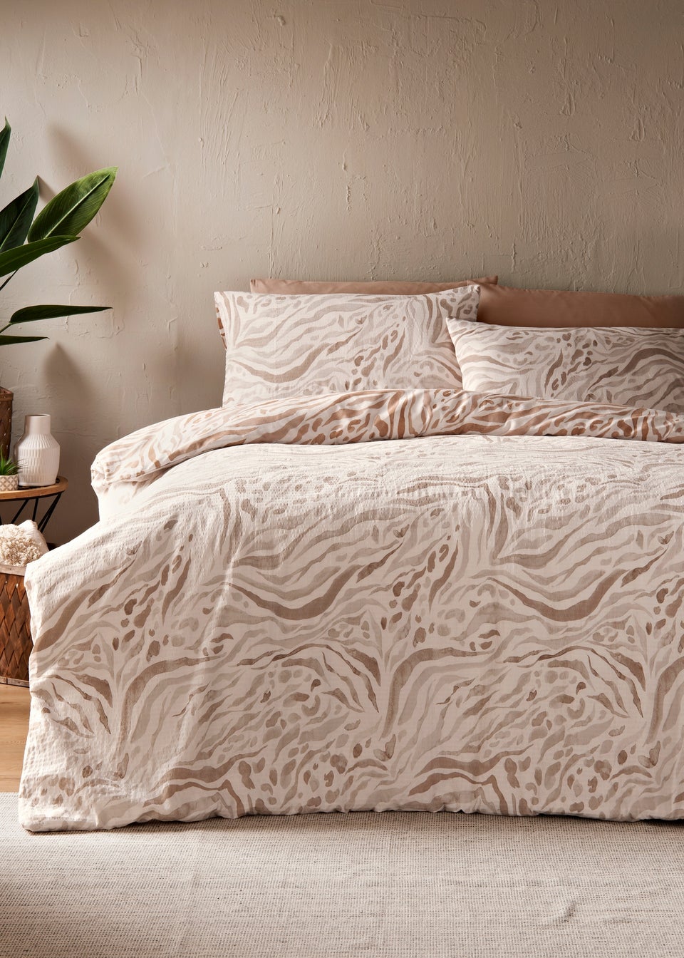 Natural Zebra Print Seersucker Duvet Set