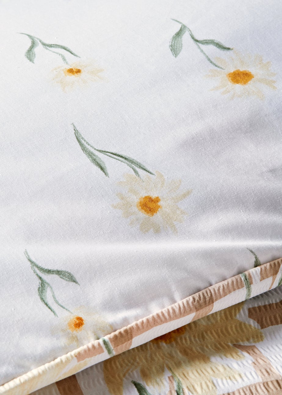 Natural Daisy Seersucker Duvet Set