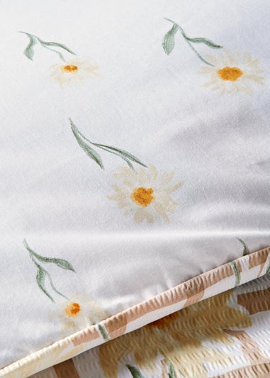 Natural Daisy Seersucker Duvet Set