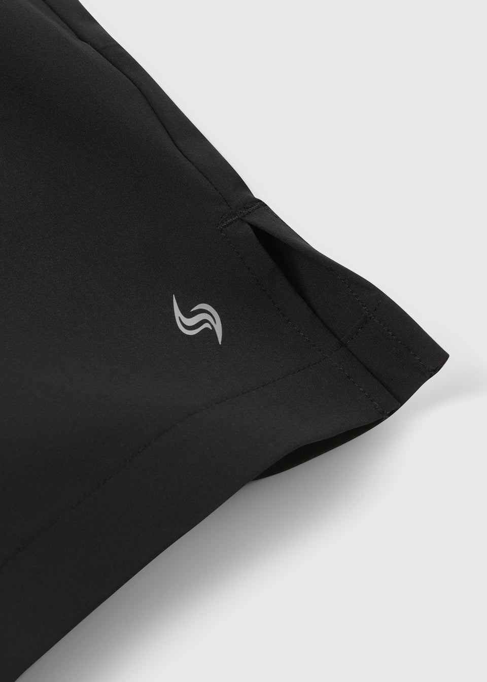 Souluxe Boys Black Sports Shorts (7-15yrs)