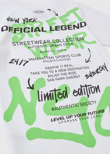 Boys White Graffiti Official Legend T-Shirt (7-15yrs)
