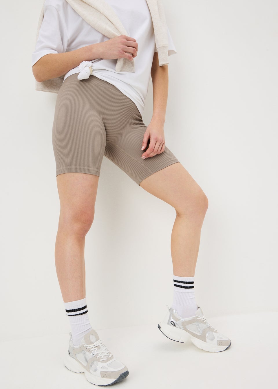 Beige Seamless Cycling Shorts