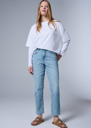 Light Wash Ava Mom Jeans