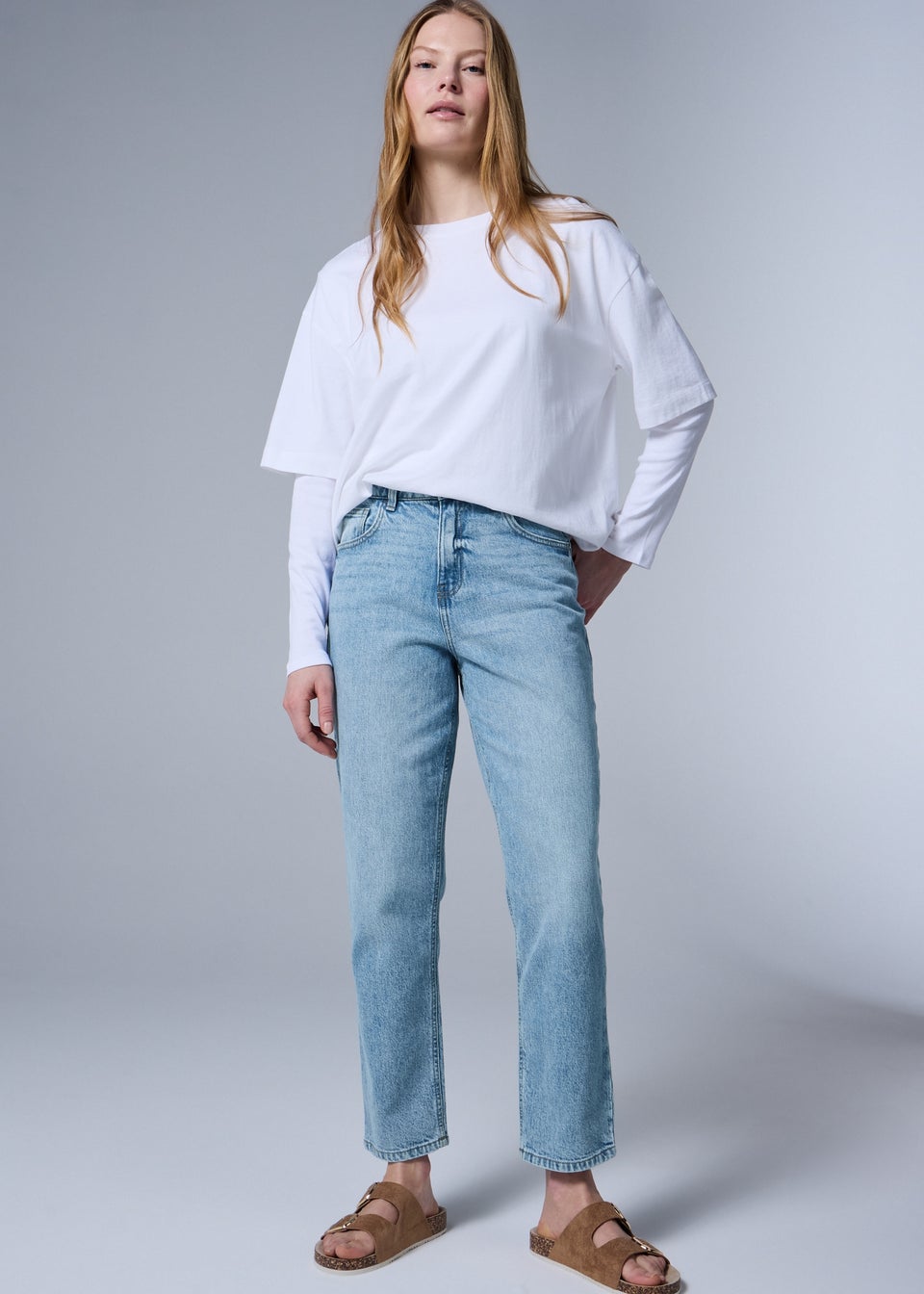 Light Wash Ava Mom Jeans