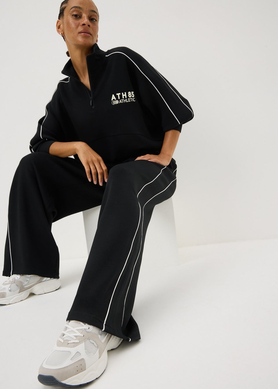 Souluxe Black Side Piped Wide Leg Co Ord Jogging Bottoms