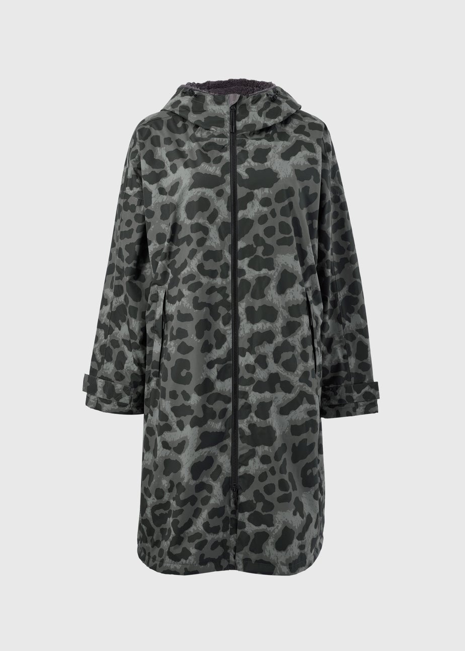Souluxe Grey Leopard Print Changing Robe