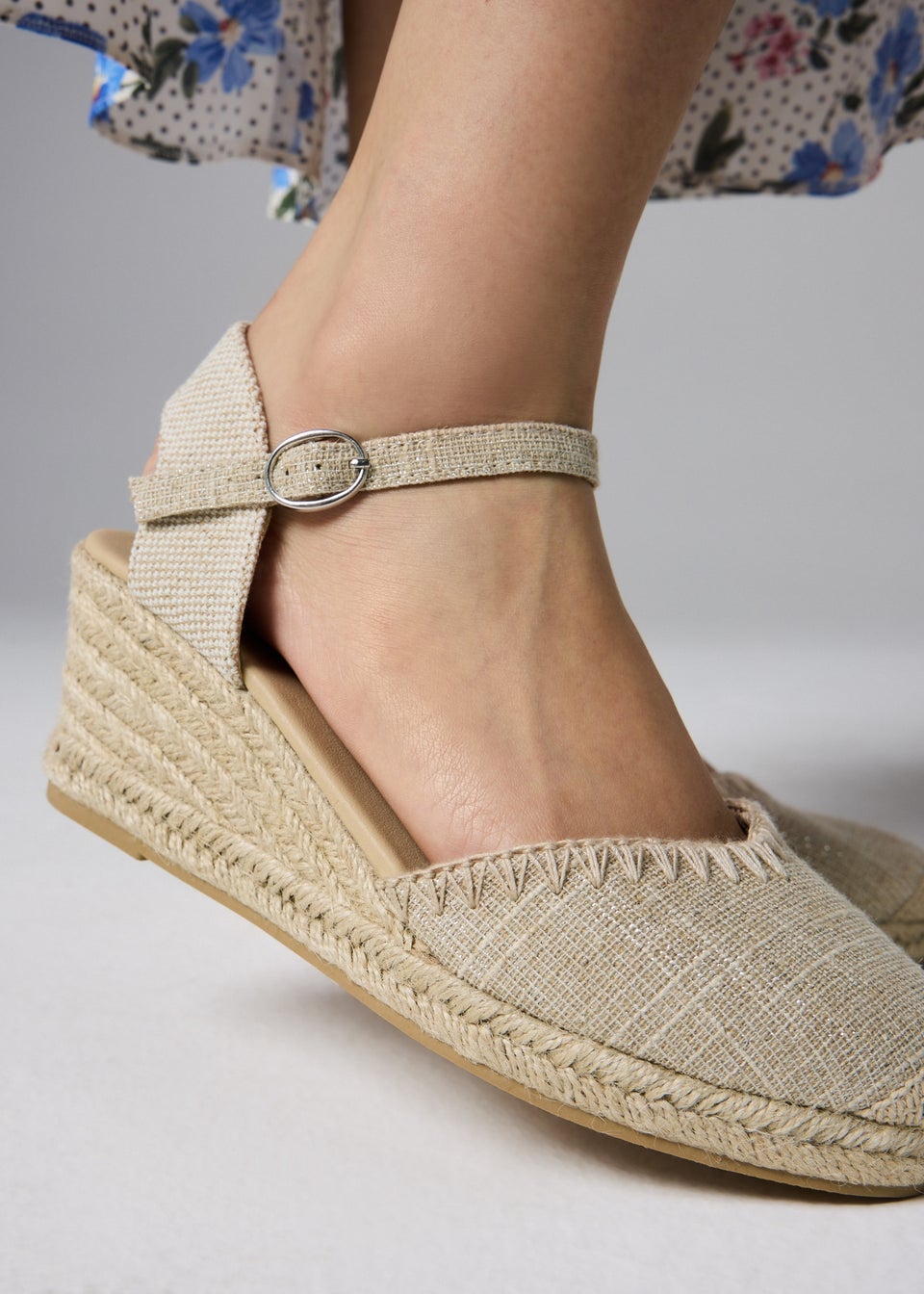 Beige Linen Closed Toe Espadrille Wedges