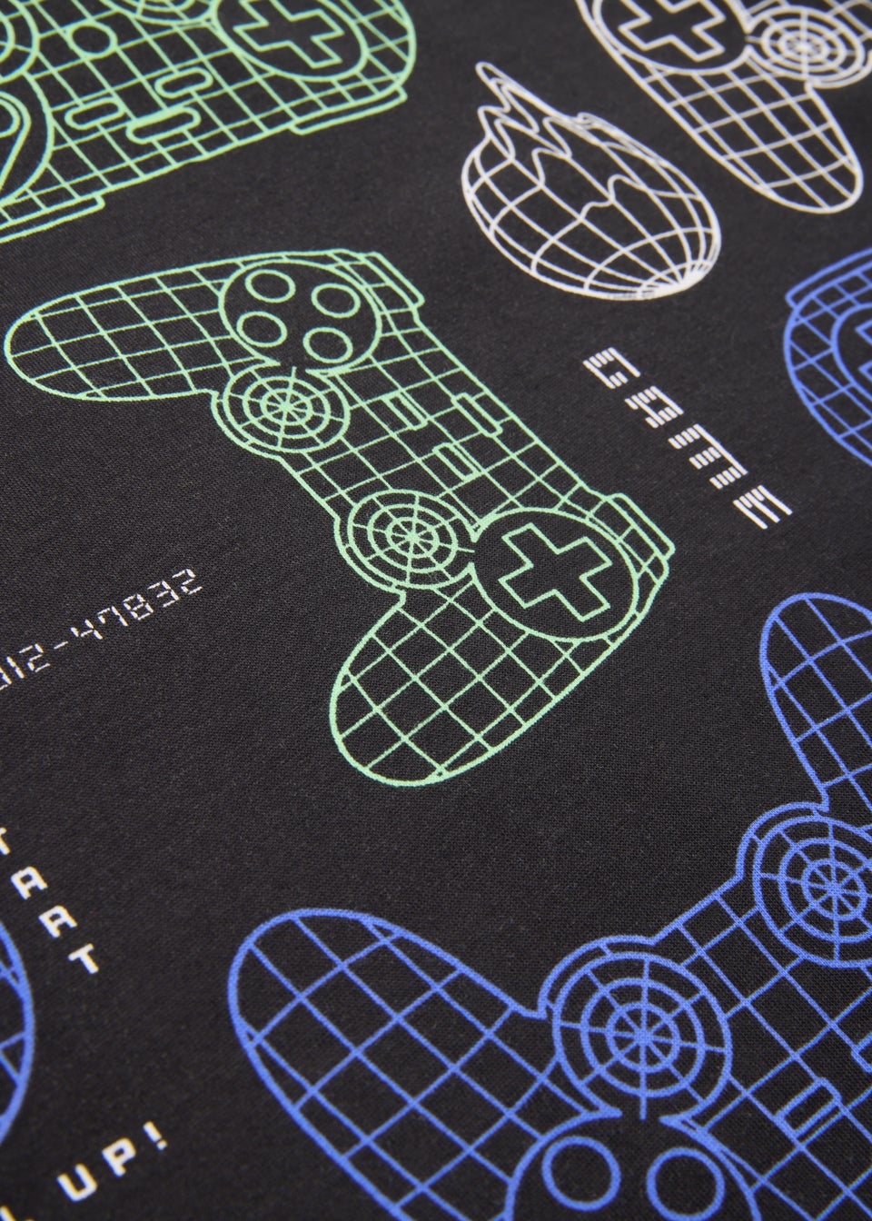 Boys Black Gaming Top And Short Pyjamas (7-13 Years)