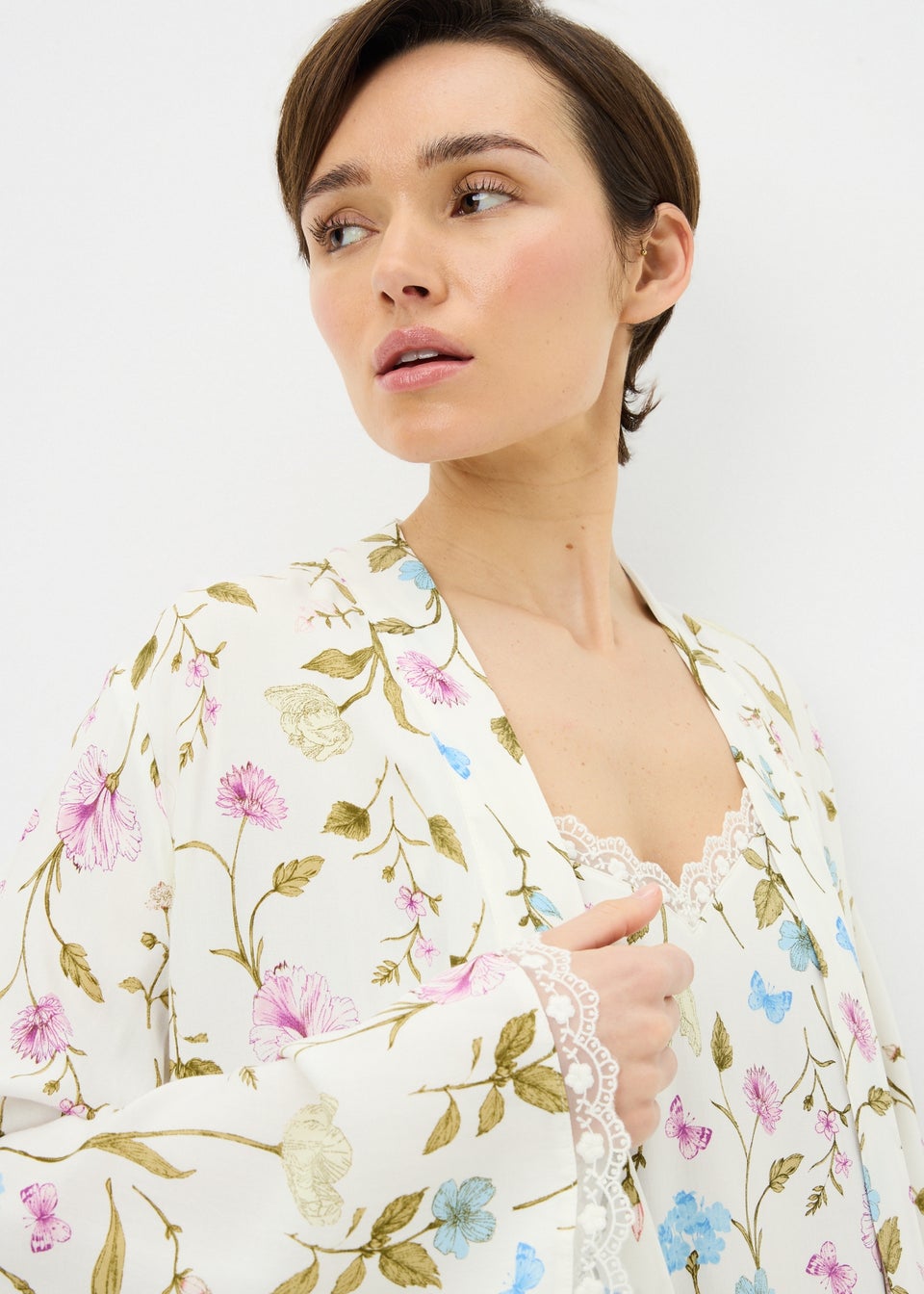 Cream Floral Viscose Dressing Gown