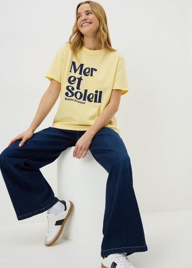 Yellow Mer et Soliel Graphic T-Shirt