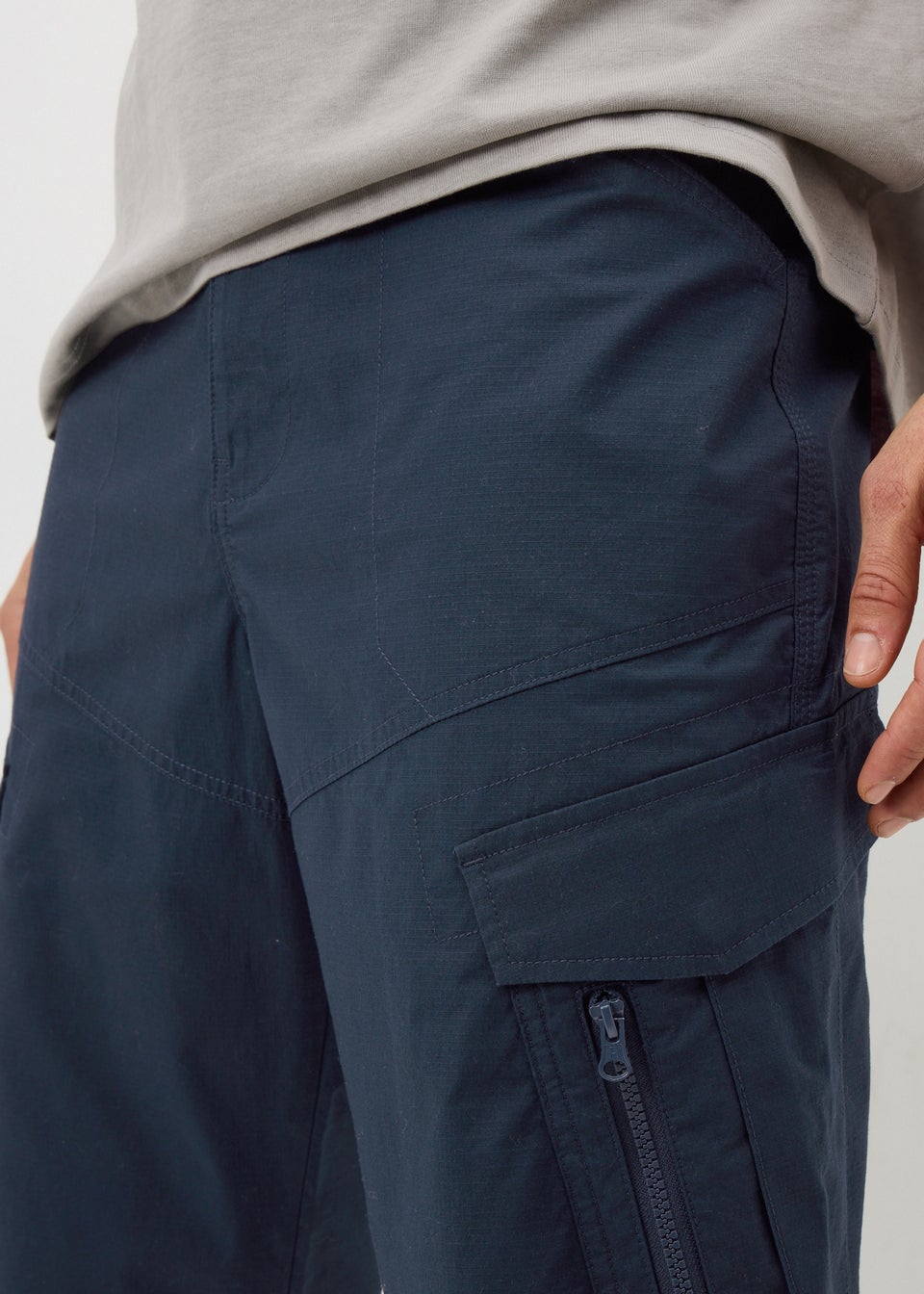 Navy 3/4 Cargo Shorts