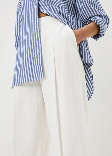 White Linen High Waist Carrot Leg Trousers