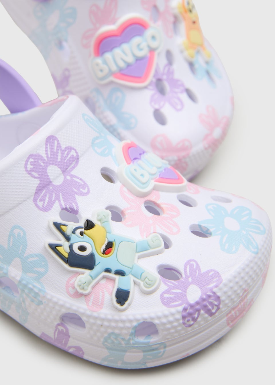 Bluey Girls Lilac Badge Clogs (Younger 4/5-8/9)