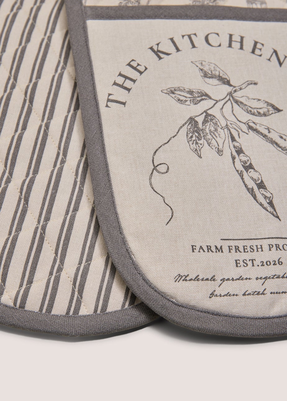 Kitchen Co Veg Print Oven Gloves