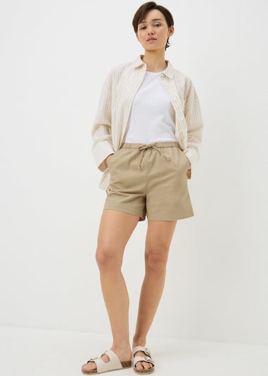 Camel Pull On Shorts