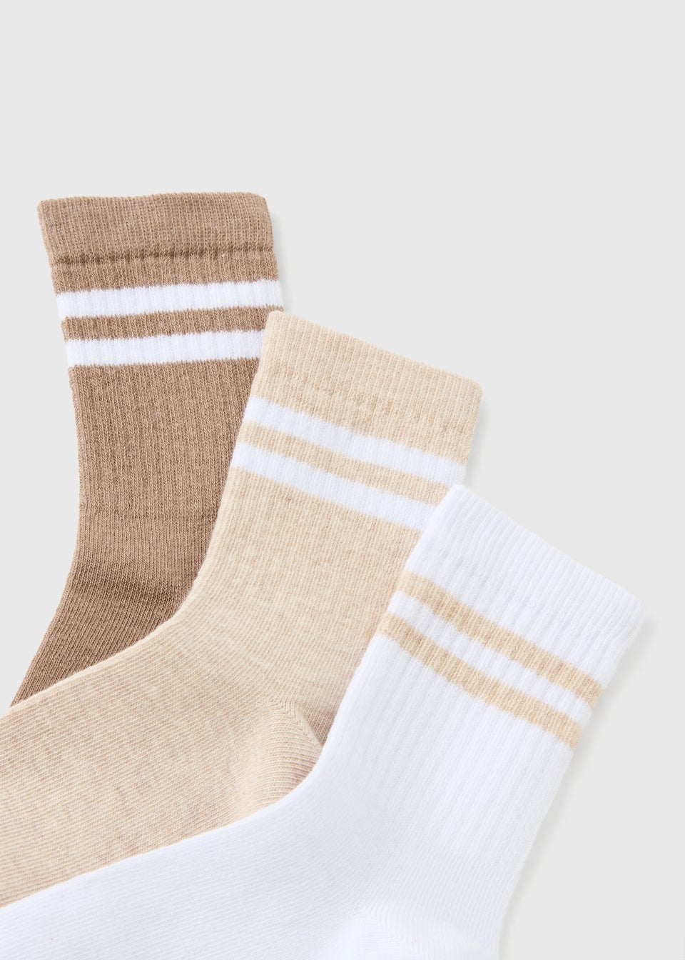 3 Pack Girls Brown Sport Socks (Younger 6-Older 6.5)