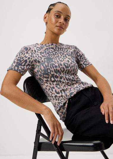 Mocha Leopard Print Fitted T-Shirt
