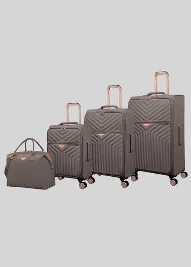 IT Luggage Rock Brown Desirable Soft Suitcase